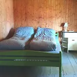 Gammelstua Pa Storsaeter Gard * Engeloya