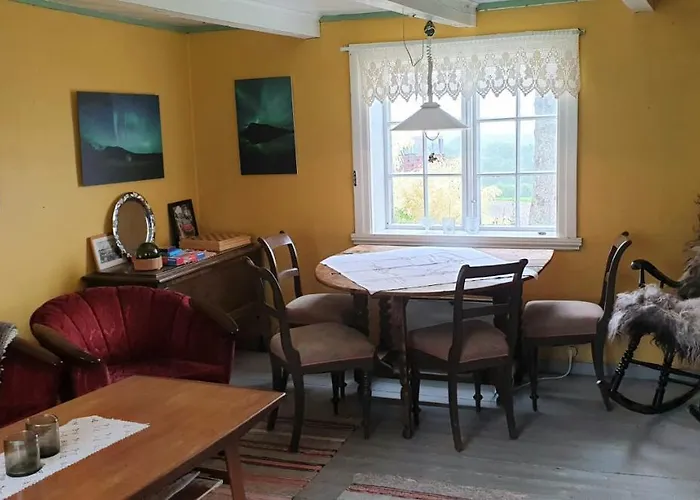 Gammelstua Pa Storsaeter Gard * Engeloya