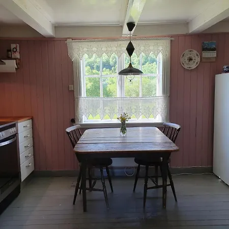 Gammelstua Pa Storsaeter Gard *